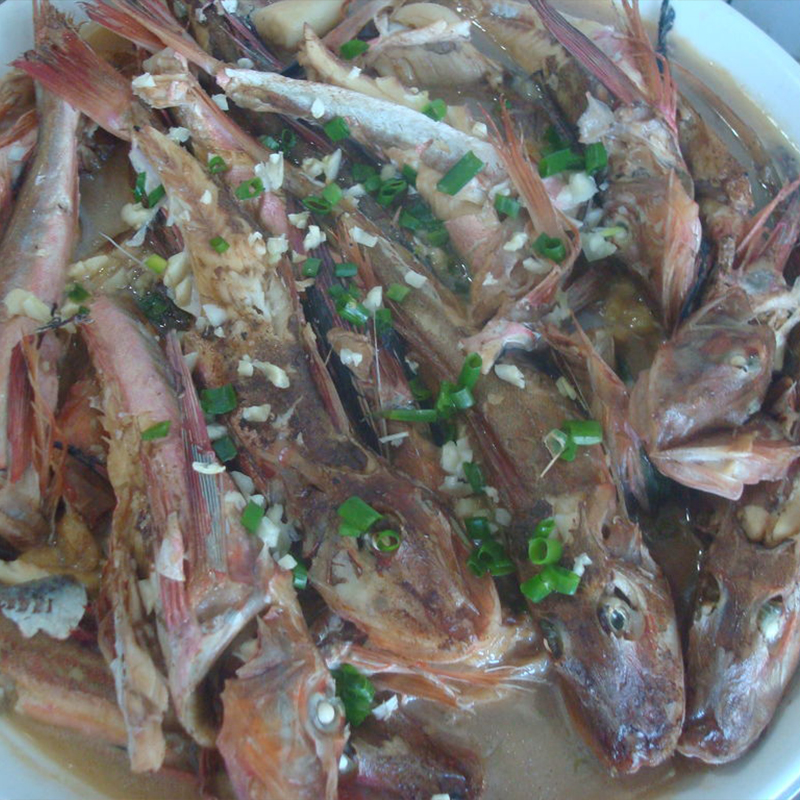 餐桌红头鱼 餐桌红头鱼